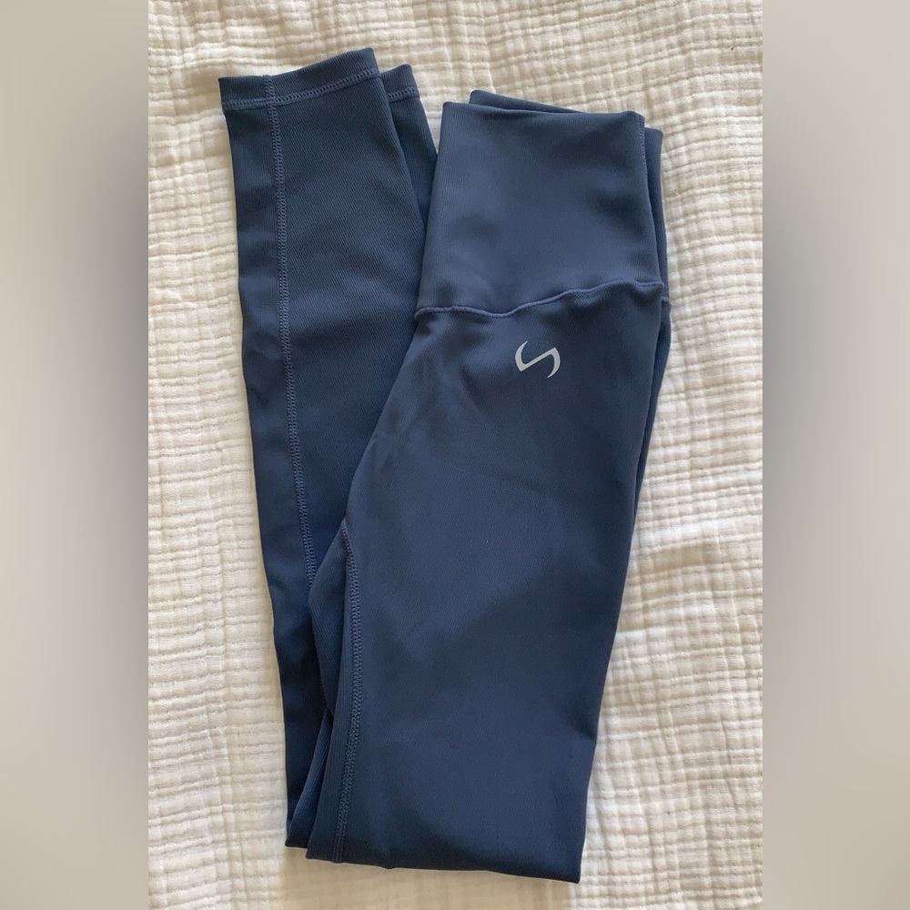 NWOT TLF high waisted ribbed leggings